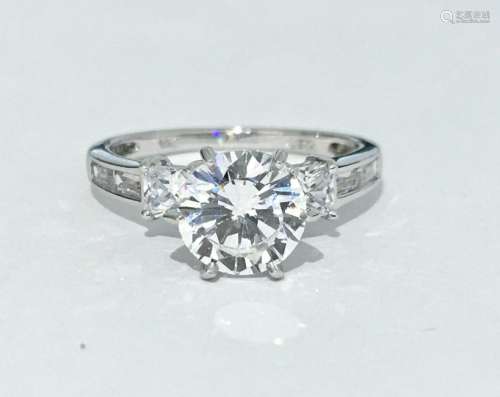 Brilliant cut 1.30 Carat Diamond & Gold Wedding Ring