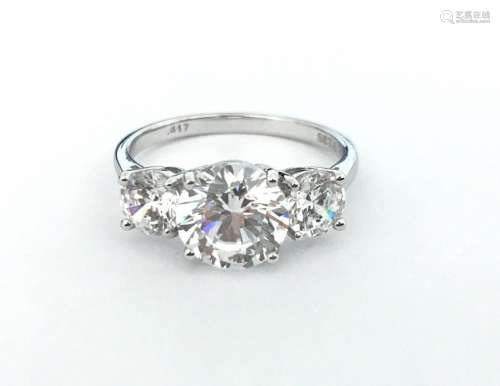 Eco Friendly 2.50 Ct Diamond & White Gold Unisex Ring