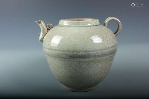 A Geyao Pot, Marked Yuan Dynasty