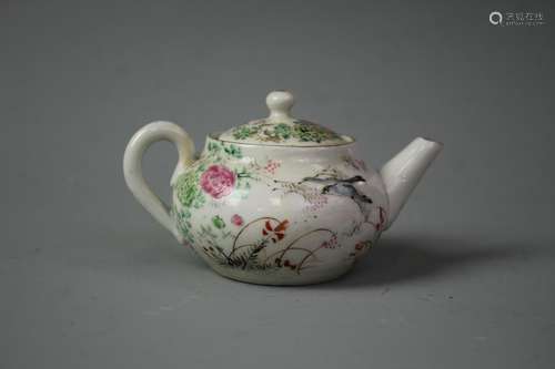 A Small Famille Tea Pot With Cover, Qing Dynasty