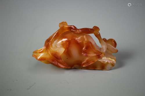 A Small Agate Wine Cup