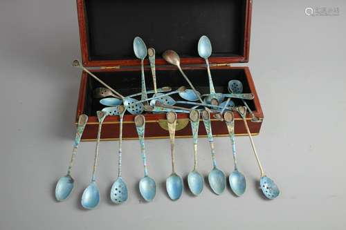 27 silver-plated Cloisonne spoons , Qing Dynasty