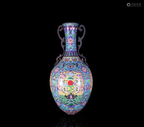 A Chinese Cloisonne Crane Vase