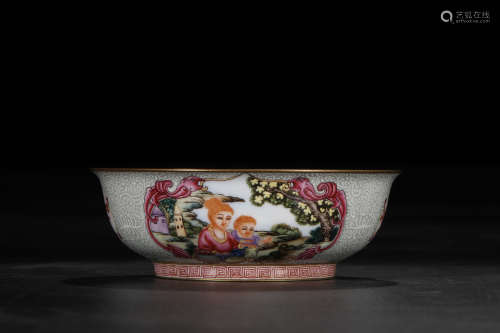 A Chinese Enamel Gilt Figural Porcelain Plate