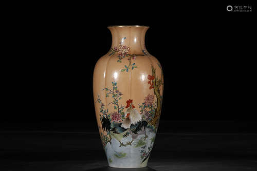 A Chinese Famille Rose Porcelain Vase