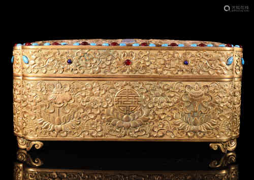 A Chinese Bronze Box