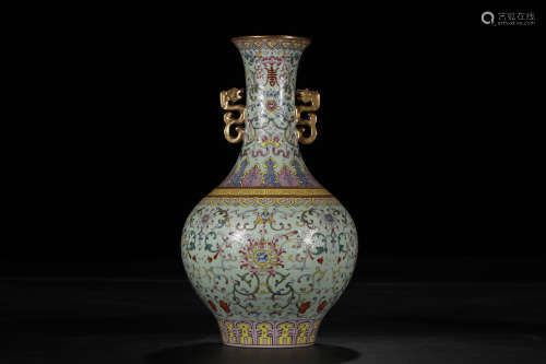 A Chinese Famille Rose Porcelain Vase .