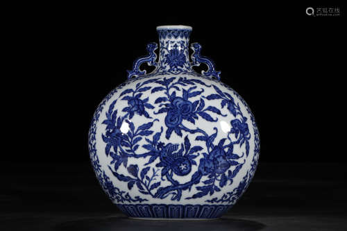 A Chinese Blue and White Porcelain Moon Flask Vase.