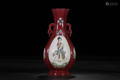 A Chinese Famille Rose Figural Porcelain Vase