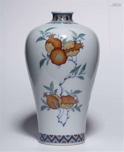 A CHINESE DOUCAI FLOWER MEIPING VASE