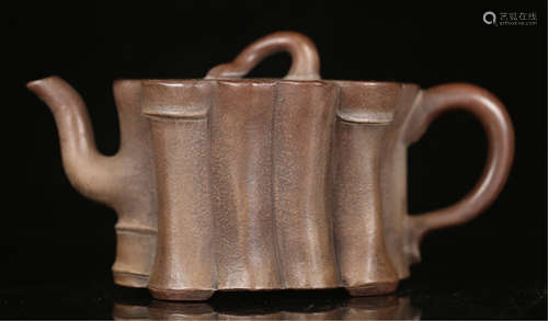 A CHINESE YIXING ZISHA CARVED BAMBOO TEA POT