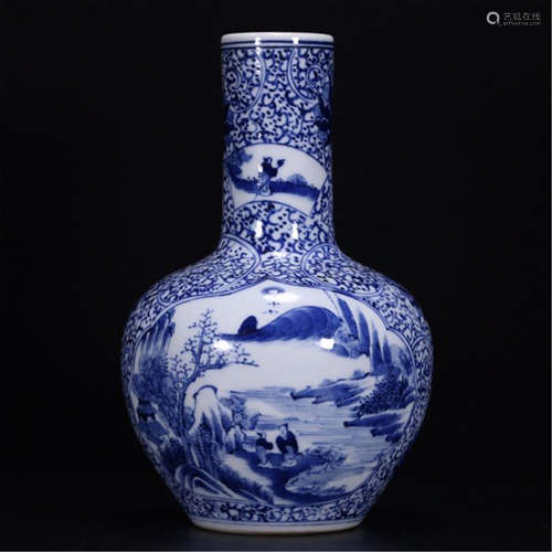 A CHINESE PORCELAIN BLUE AND WHITE TIANQIU VASE