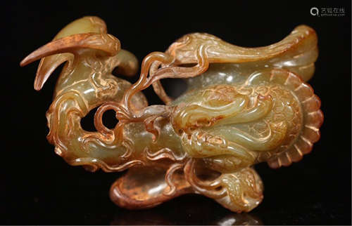 A CHINESE CARVED GAOGU JADE TABLE ITEM