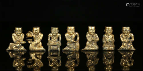 A SET OF CHINESE GILT BRONZE BUDDHAS