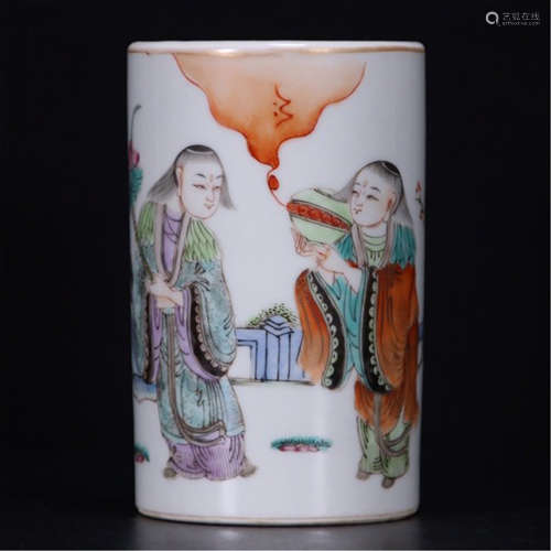 A CHINESE PORCELAIN FAMILLE ROSE FIGURE BRUSH POT