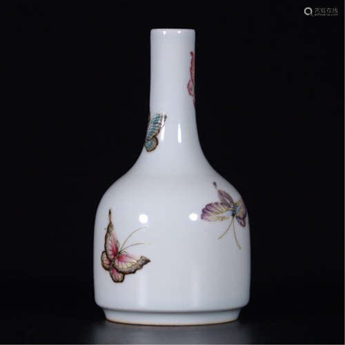 A CHINESE PORCELAIN FAMILLE ROSE BUTTERFLY VASE