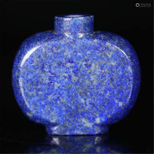 A CHINESE LAPIS SNUFF BOTTLE