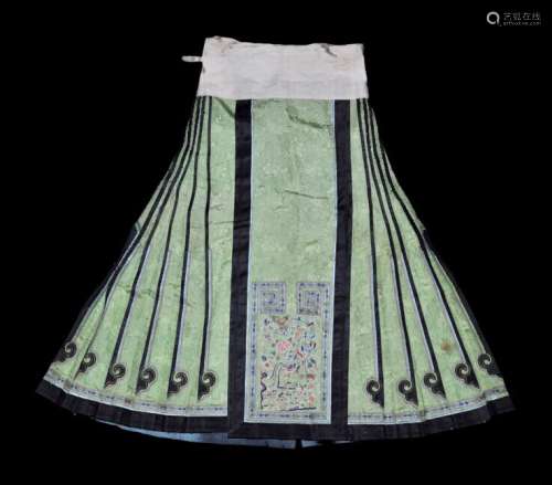 A  BEAN  CYAN  HORSE-FACED  SKIRT   WITH  SATIN AND  SEEDING EMBROIDERY  IN  QING  DYNASTY