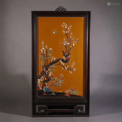 A CHINESE CARVED WOOD GEM STONE INLAID HANG SCREEN