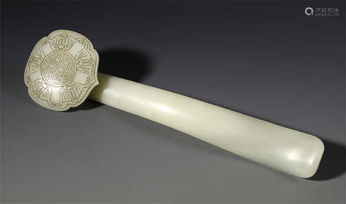 A CHINESE CARVED JADE GOLD INLAID RUYI SCEPTER