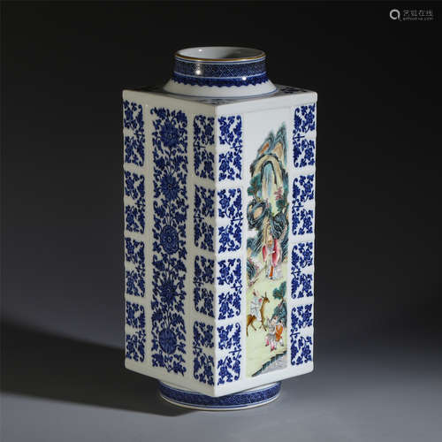 A CHINESE PORCELAIN BLUE AND WHITE CLOISONNE FIGURE SQUARE VASE