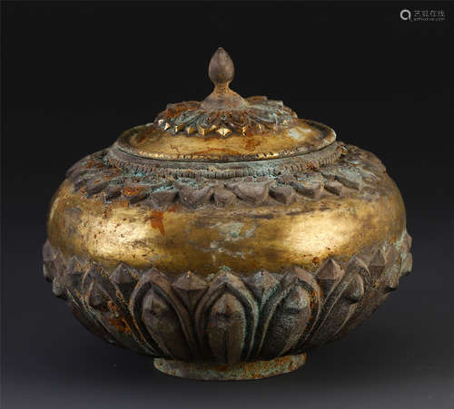 A CHINESE GOLD INLAID BRONZE ROUND LIDDED INCENSE BURNER