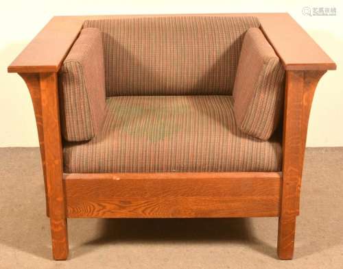 Stickley Oak Arts & Crafts Style Armchair.