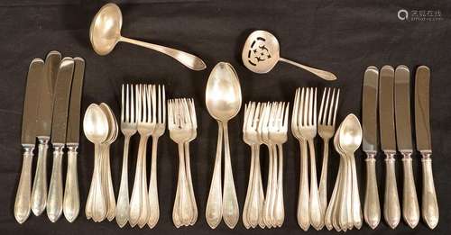 Dominick & Haff Colonial Antique Sterling Flatware Set.