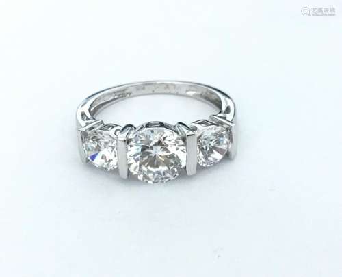 Pristine 3 Stone Diamond & White Gold Engagement Ring