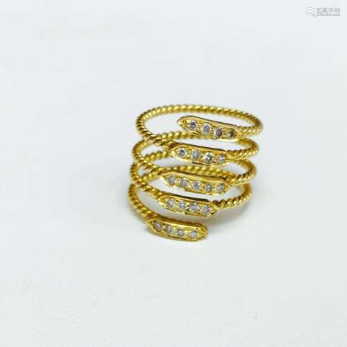 VVS Diamonds, 18K Yellow Gold Coil Design Ring