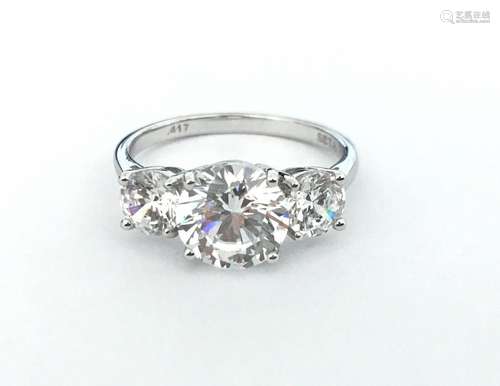 Eco Friendly 2.50 Ct Diamond & White Gold Unisex Ring