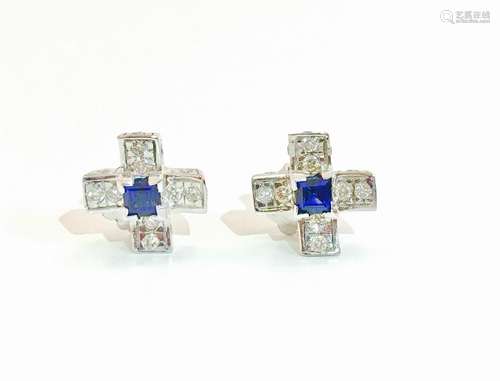 14K Gold. 1.00 CT diamond & Blue Sapphire Stud Earrings