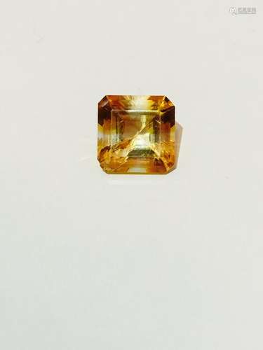 9.80 Carat Citrine. Excellent quality gemstone. AAA