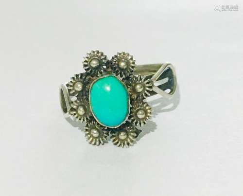 Antique Sterling Silver & Natural Oval Turquoise Ring