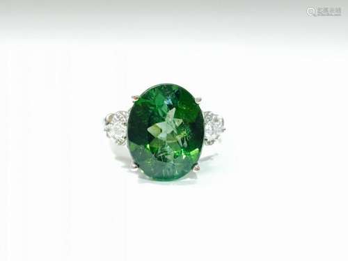 14K Gold, AAA Peridot & VS Diamond Ladies Ring