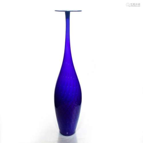 CONTEMPORARY AMERICAN ART GLASS VASE