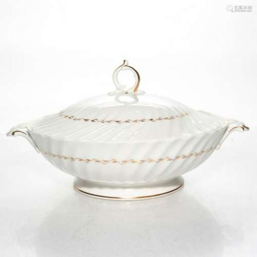 ROYAL DOULTON ADRIAN CASSEROLE DISH AND LID H4816