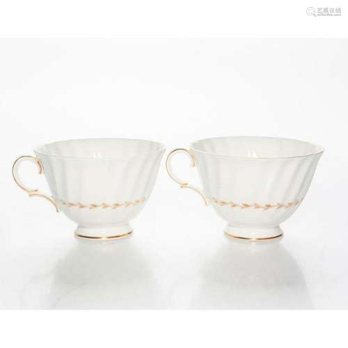 ROYAL DOULTON ADRIAN 12 TEA CUPS H4816, WITH CASE
