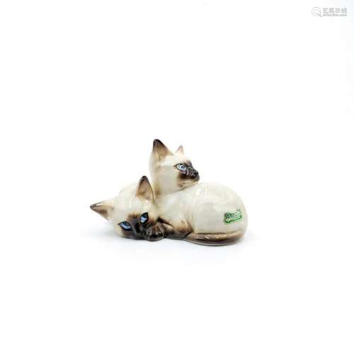 BESWICK ANIMAL FIGURAL GROUP, SIAMESE KITTENS 1296