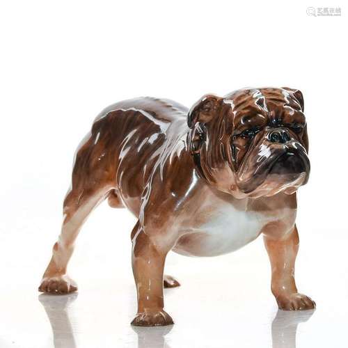 ROYAL DOULTON DOG FIGURINE BULLDOG STANDING HN1043