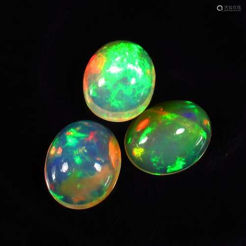 4.62 Ct Natural Ethiopian Multi-Color Fire Opal Oval