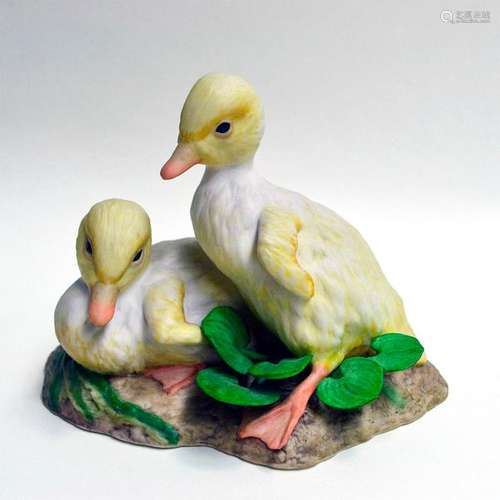 CYBIS PORCELAIN BABY CHICKS DOWNY & LEMON