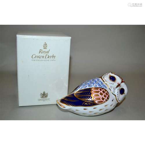 ROYAL CROWN DERBY OWL PAPERWEIGHT