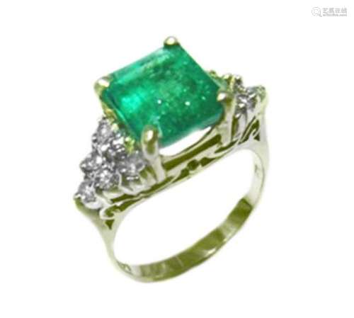 Emerald Ring 1.95CTDiamond: .61CT 14k Y/g