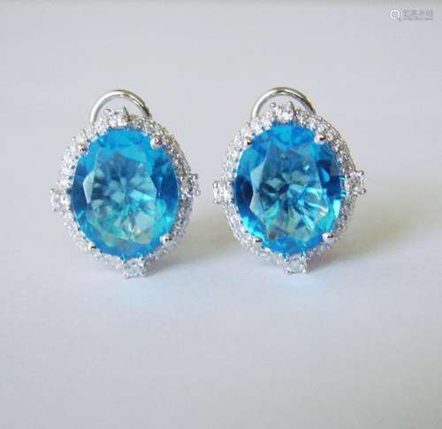 Creation Blue Topaz Dia Earring 13.68Ct 18k W/g Overlay