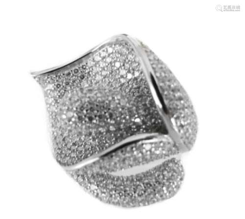 Creation Diamonds Ring 3.74Ct 18k W/g Overlay