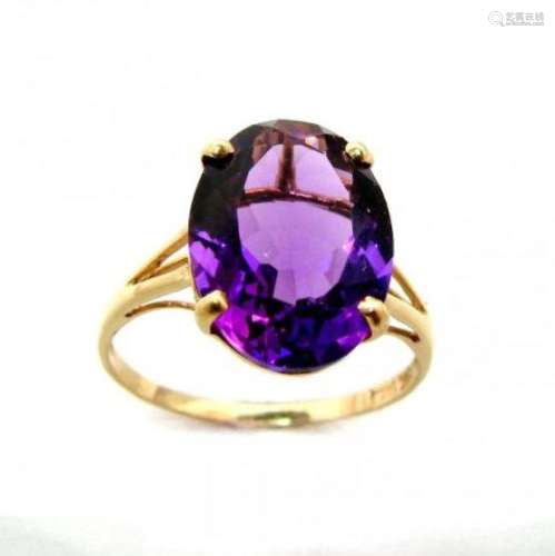 Amethyst Ring 4.10 Carat 14K Y/g