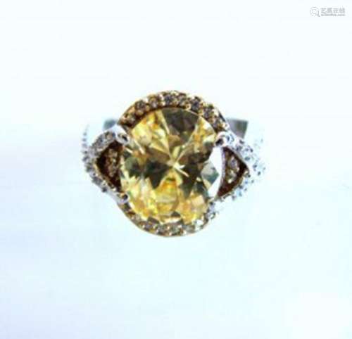 Creation Diamond Ring 5.98Ct 18k W-Y/g Overlay