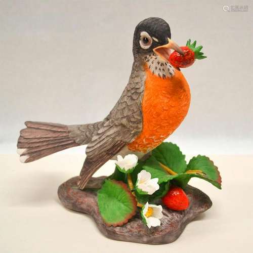 BOEHM PORCELAIN ROBIN WITH STRAWBERRIES