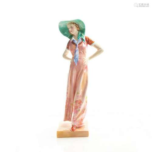 ROYAL DOULTON FIGURINE, THE LAMBETH WALK HN1881